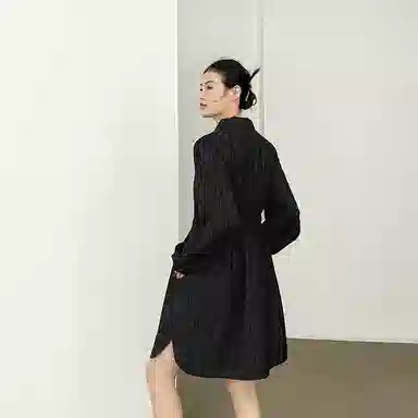 美洋 植绒收腰长袖连衣裙 黑色