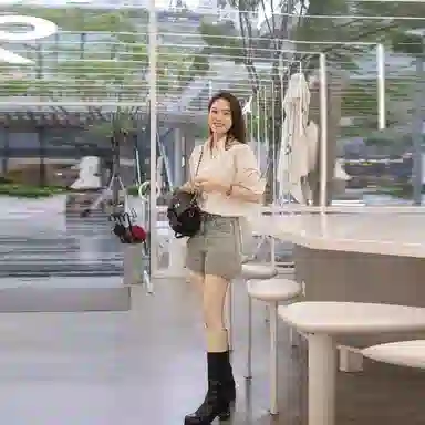 美洋 泡泡棉条纹长袖衬衫 女款 白色