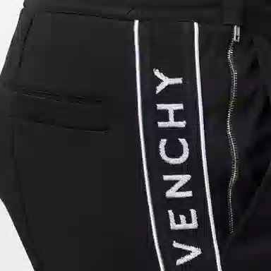 Givenchy SS22 Logo