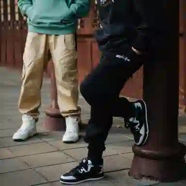 1807 x LiNing PRO BadFive