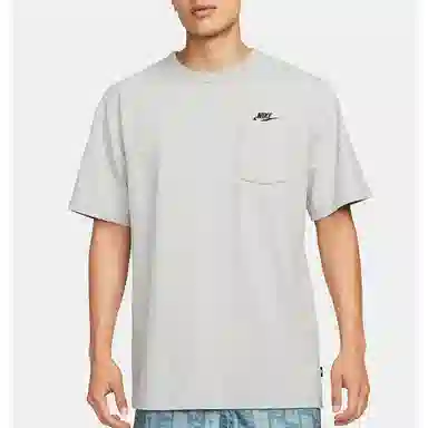 Nike Sportswear Premium Essentials