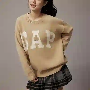GAP Sweater