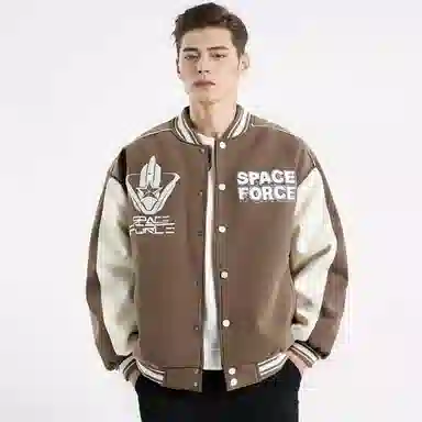 三体 太空亚洲舰队系列 趣味英文字母发泡印花美式学院复古拼接撞色休闲棒球服宽松加厚保暖羽绒服 男女同款