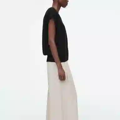 COS V-Neck Knit Vest Black