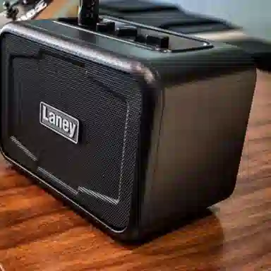 LANEY () MINISTACK-LION