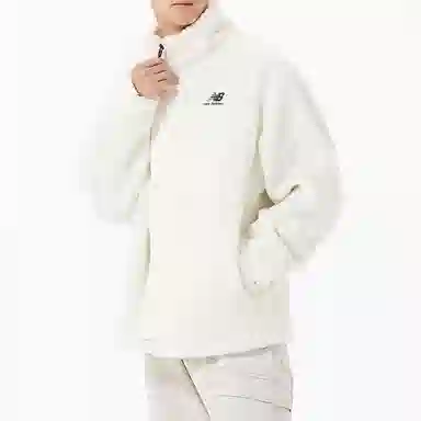 New Balance FW22 Logo Zip Jacket White