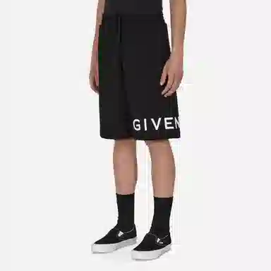 Givenchy FW22 Logo