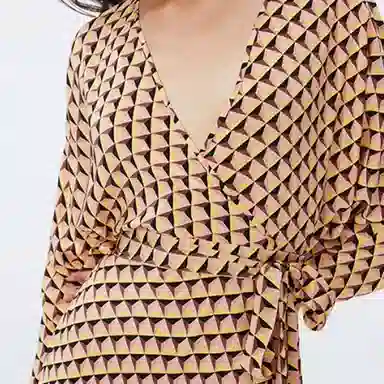 DIANE VON FURSTENBERG V