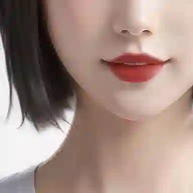 娇兰 丝绒唇膏+菱格丝绒外壳 丝绒