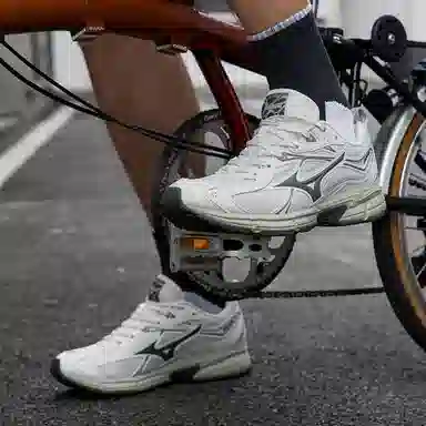 Mizuno Speed 10S White