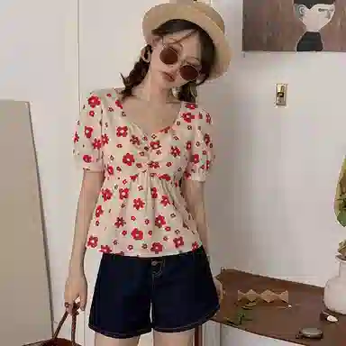 花栗鼠小姐 纯色高腰直筒牛仔短裤 女款