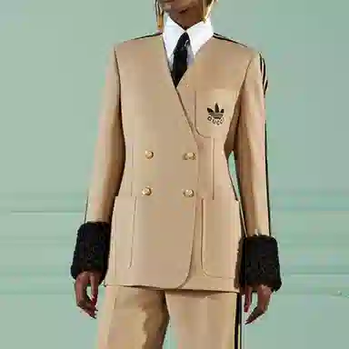 GUCCI x adidas LogoV