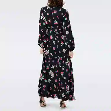 DIANE VON FURSTENBERG SS24 V