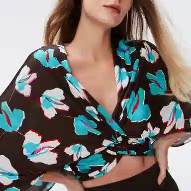 DIANE VON FURSTENBERG V