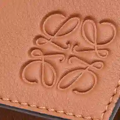 LOEWE Puzzle