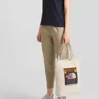 THE NORTH FACE 12.5L Tote