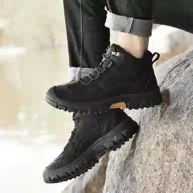 公牛氏邸 牛皮革 保暖耐磨 厚底防滑 工装休闲 中筒 户外靴