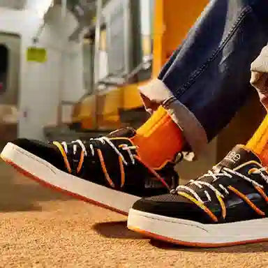 Lee