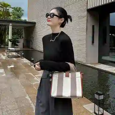 美洋 清泉薄荷羊绒混纺半高领针织衫 女款