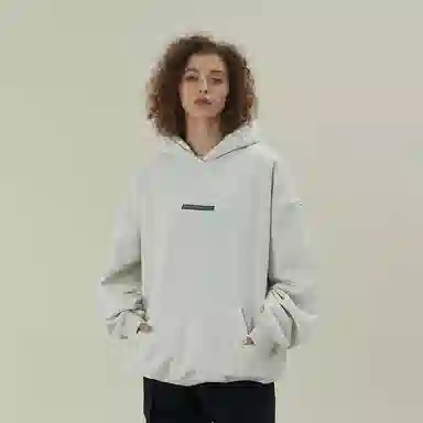 11ESTRANGER ASTRANGER