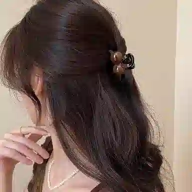 贯古今 美拉德樱桃小号抓夹高马尾精致高级感刘海侧边碎 发夹 女款