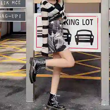 VICKI BROWN Martin Boots Black