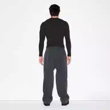 SKIMS Fits Everybody Slim Long Sleeve T-Shirt