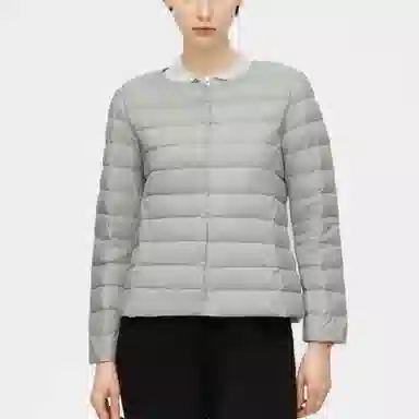 波司登 短款圆领内穿轻薄羽绒服 女款