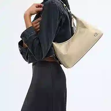 COACH Juliet 30 Ivory