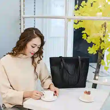 OUZIHUANG Tote Bag Black