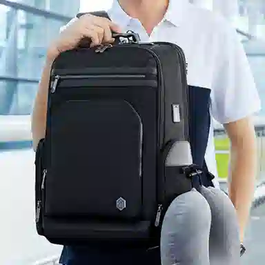 北极猎人旅行时尚背包大容量 尼龙拼超纤 男款 背包双肩包 多色 大号