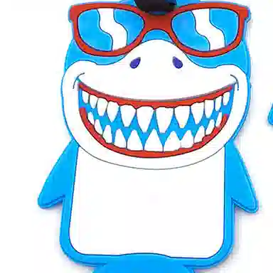如意士 可爱卡通鲨鱼形状书包行李箱包包机场防丢失吊牌 行李牌 男女同款情侣款 蓝色