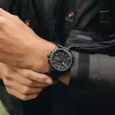 AVI-8 42mm AV-4089-03