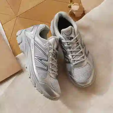 CAMEL Retro Low Sneakers