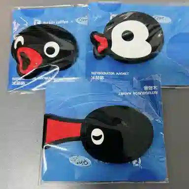 LUCKIN COFFEE X Pingu