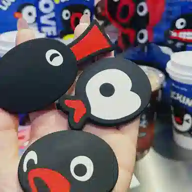 LUCKIN COFFEE X Pingu