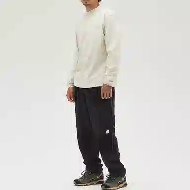 UNDEFEATED SS24 T
