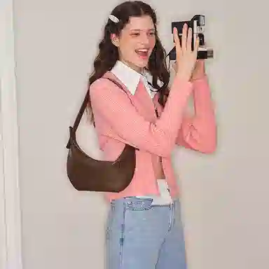 MUVA Moon Crescent Bag