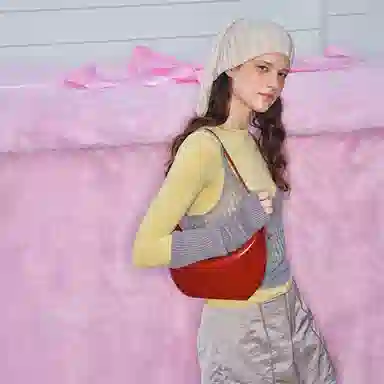 MUVA Moon Crescent Bag