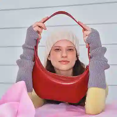 MUVA Moon Crescent Bag