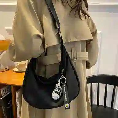 泰克森 休闲轻便简约日常出行 牛津布 饺子包斜挎包 小号 男女同款情侣款 桔色/黑色/绿色