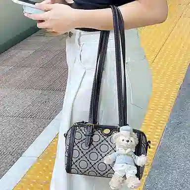TORY BURCH