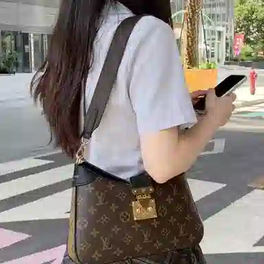 LV twinny