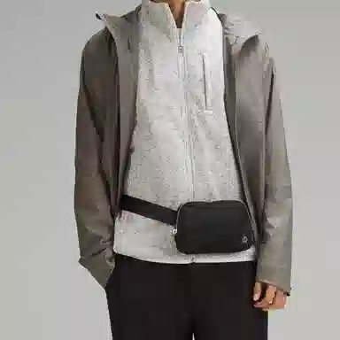 Lululemon Everywhere 1L