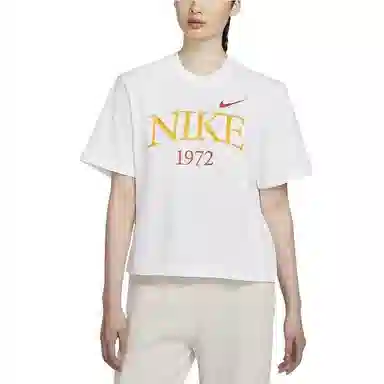 Nike Sportswear Classics T