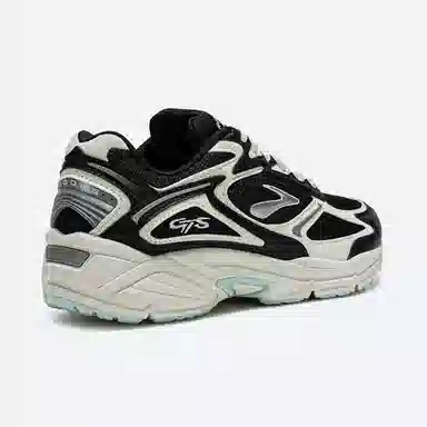 Brooks Adrenaline GTS 4