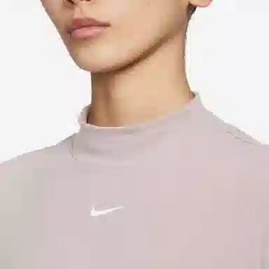 Nike LogoT