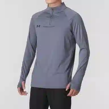 Under Armour T
