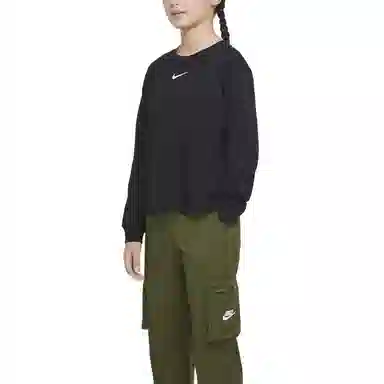 Nike Sportswear Essential LogoT