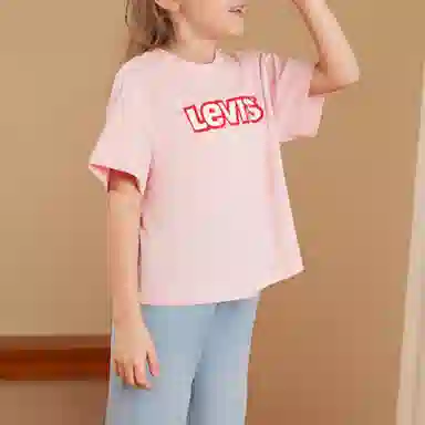 Levi's T
